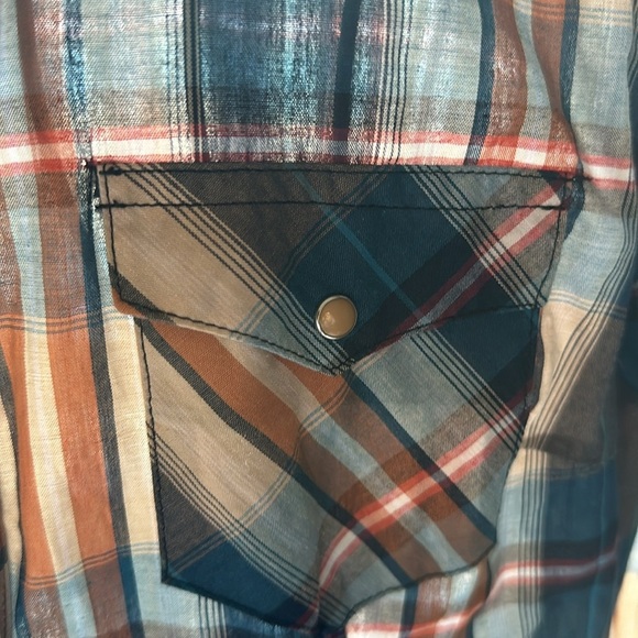 This Roper Vintage Dobby Plaid Western shirt​ - Picture 3 of 8